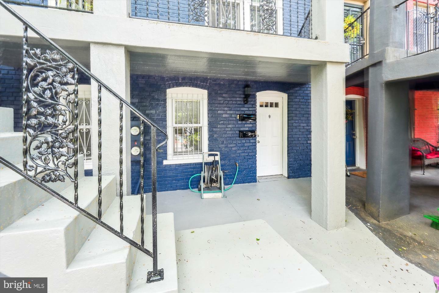 Property Photo: 1107 Maryland Avenue NE DC 20002