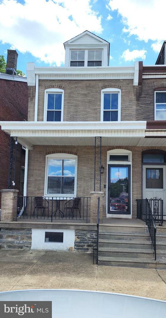 407 Rector Street  Philadelphia PA 19128 photo
