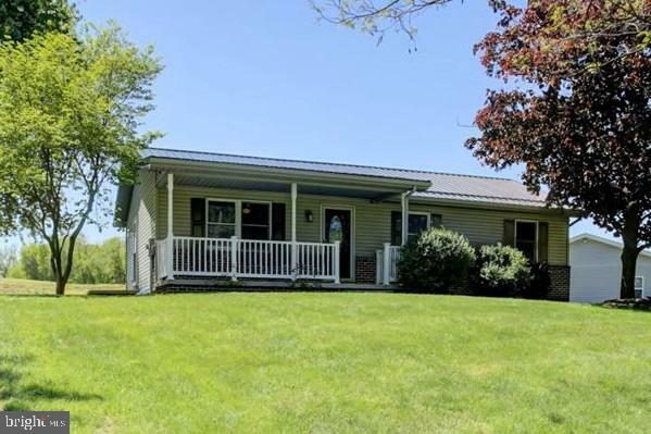 1534 Meadow Green Lane  Chambersburg PA 17202 photo