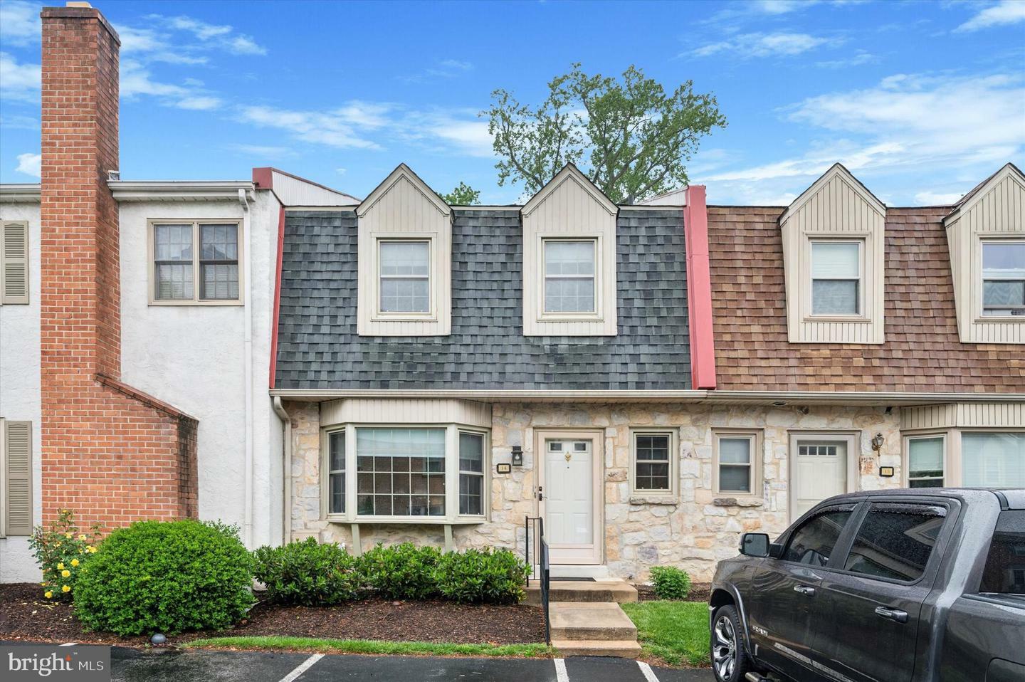 Property Photo: 14 Northgate Village 12 PA 19063