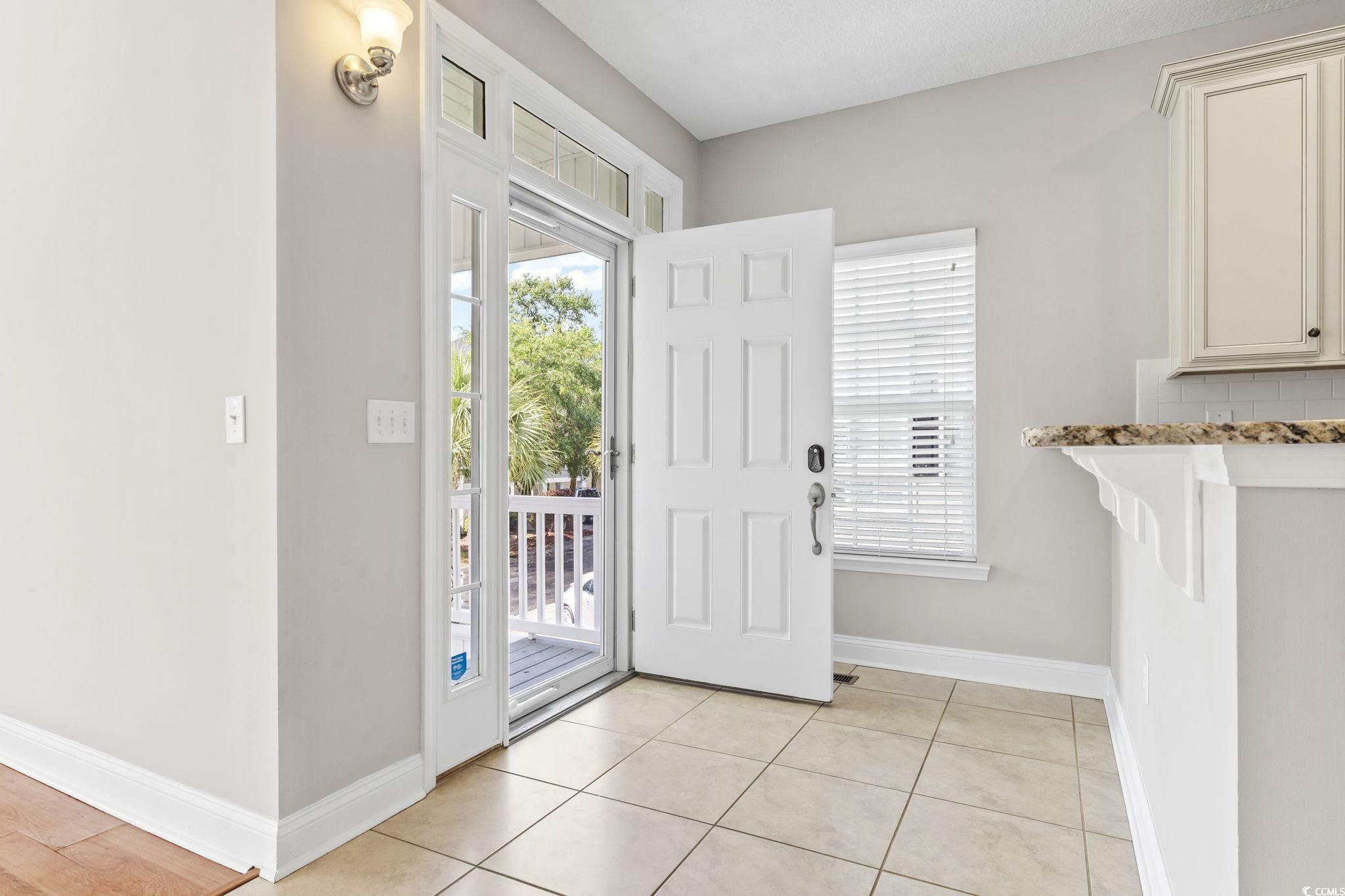 Property Photo:  616 S Palmetto Way  SC 29575 