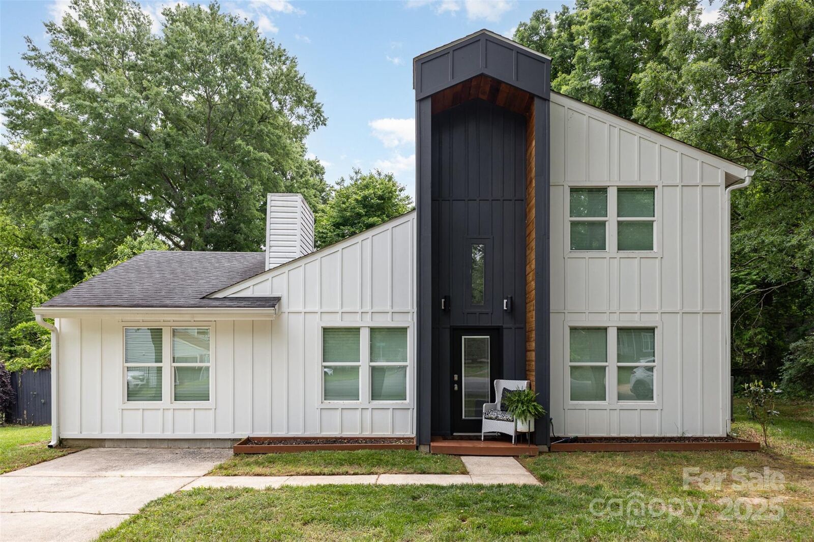 Property Photo:  6824 Cortez Trail  NC 28227