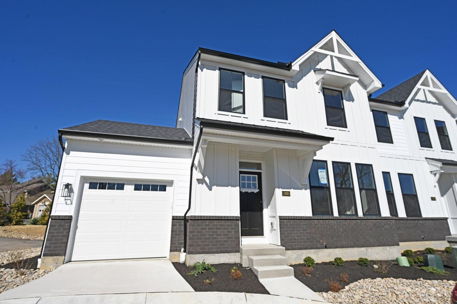 Property Photo: 11695 Seven Gables Road OH 45249