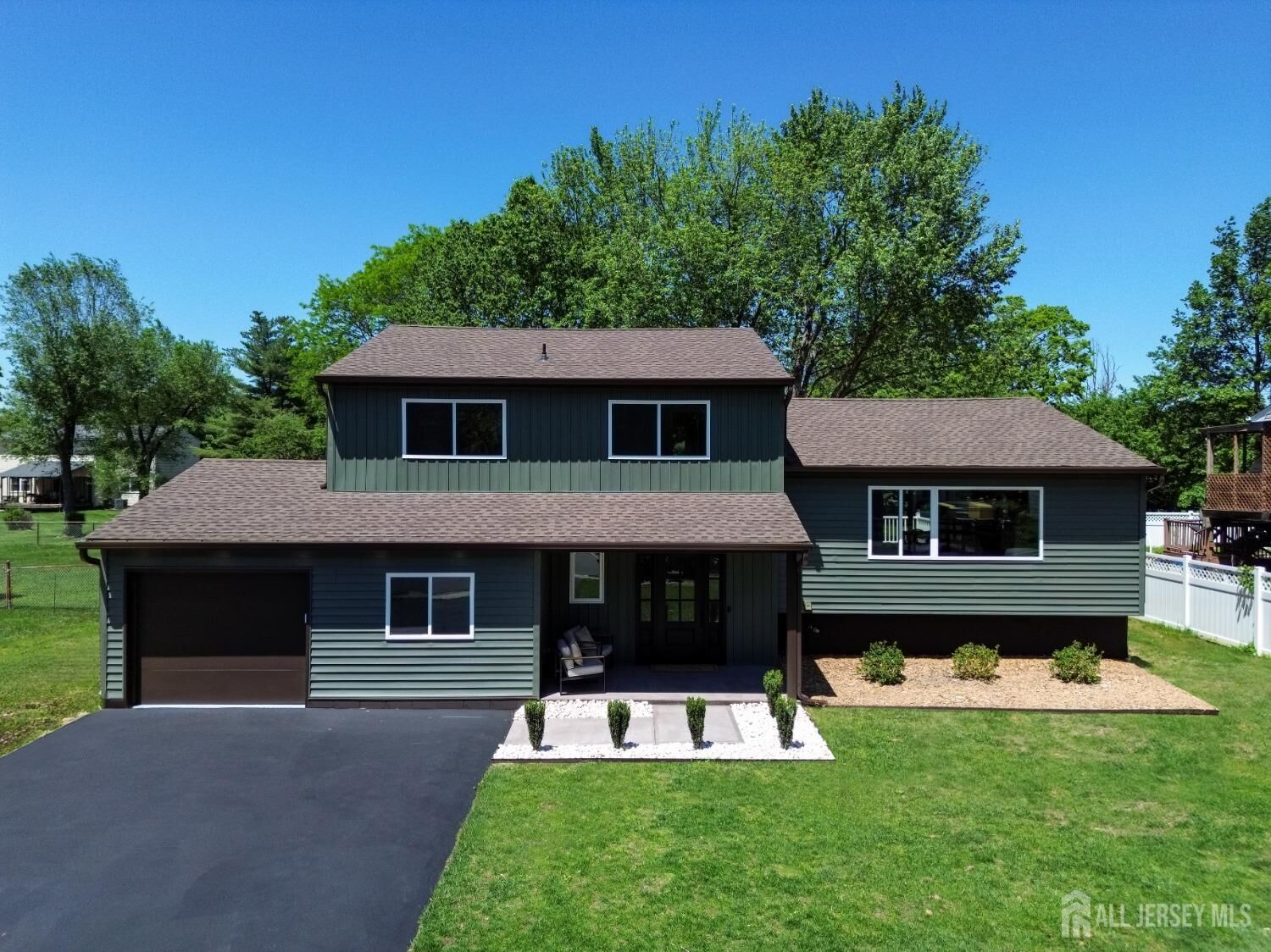 Property Photo:  6 Kory Drive  NJ 08824 