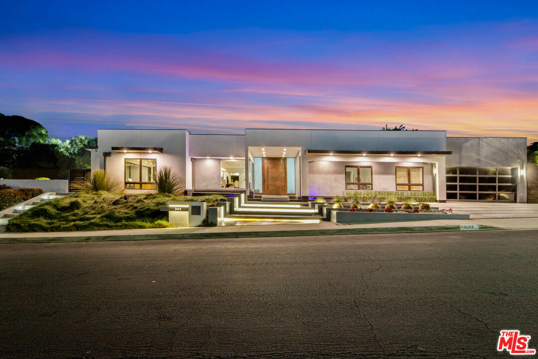 Property Photo: 3144 Corda Dr CA 90049
