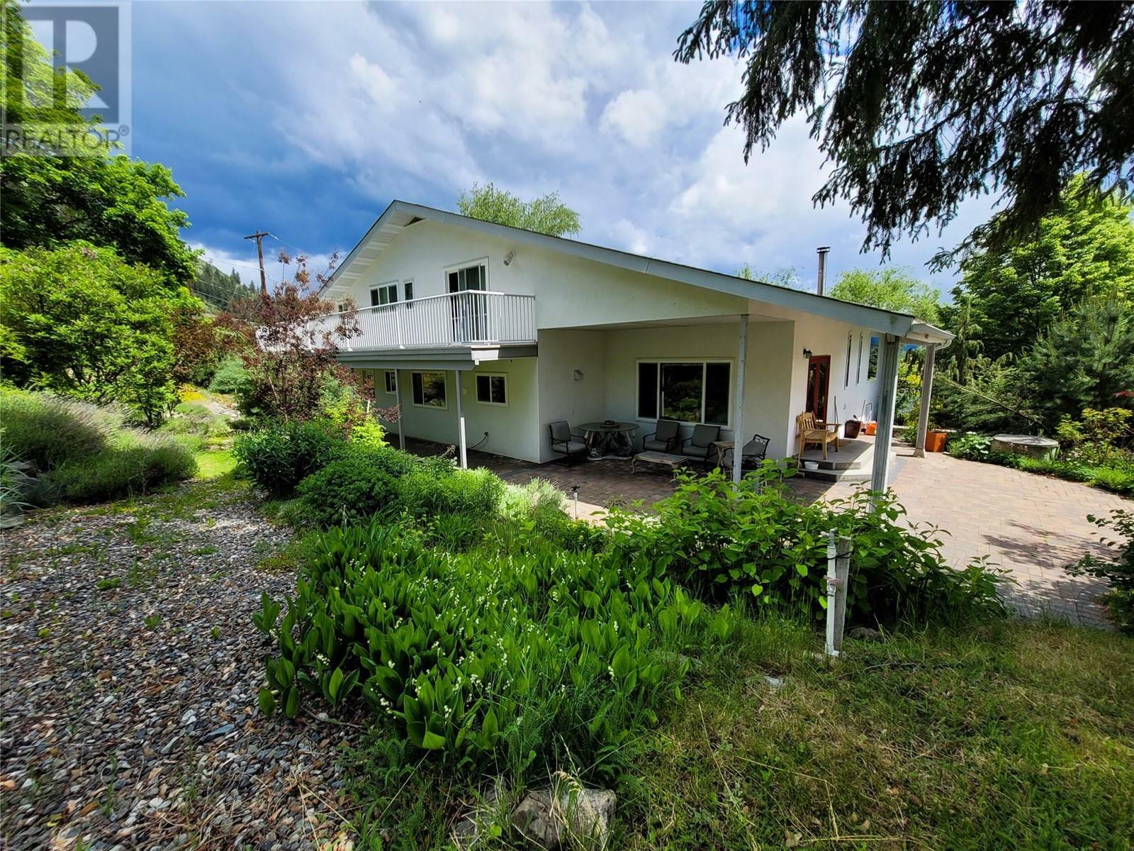 Property Photo: 5855 Spencer Road BC V0H 1H5