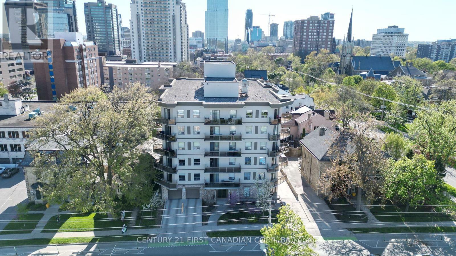 Property Photo: 435 Colborne Street 208 ON N6B 2T2