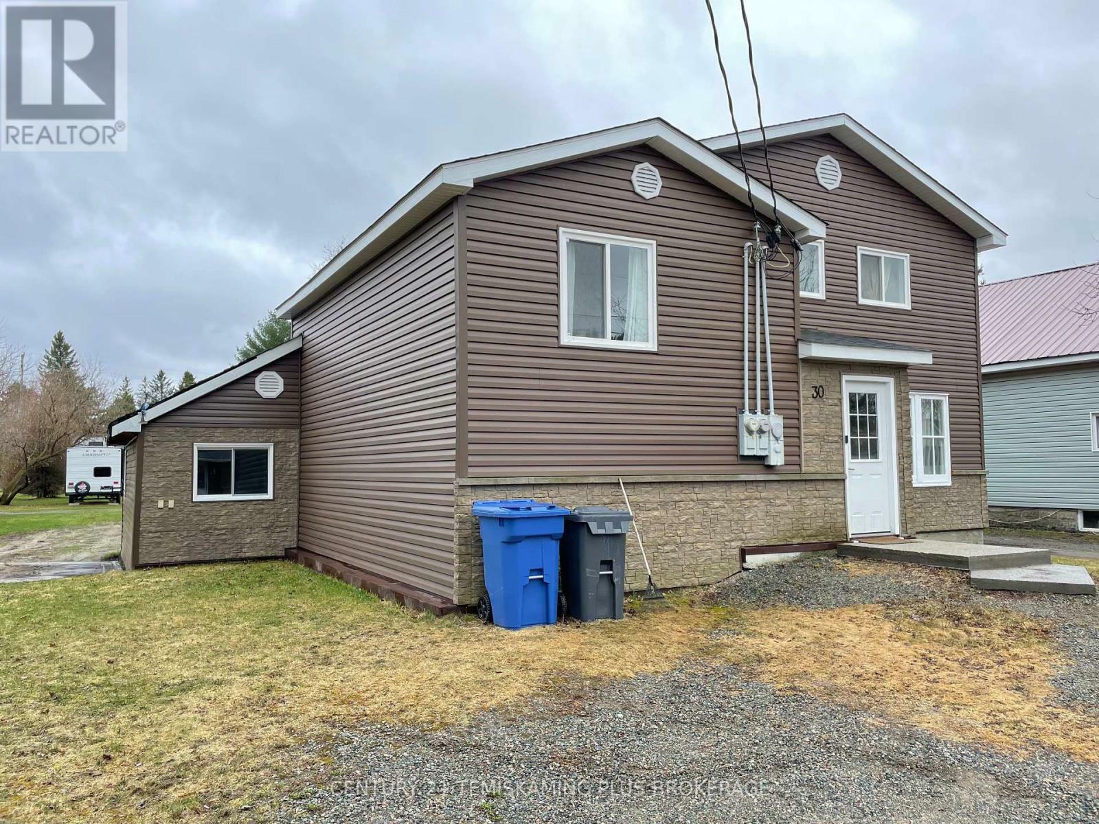 Property Photo: 30 Seventh Avenue ON P0J 1H0