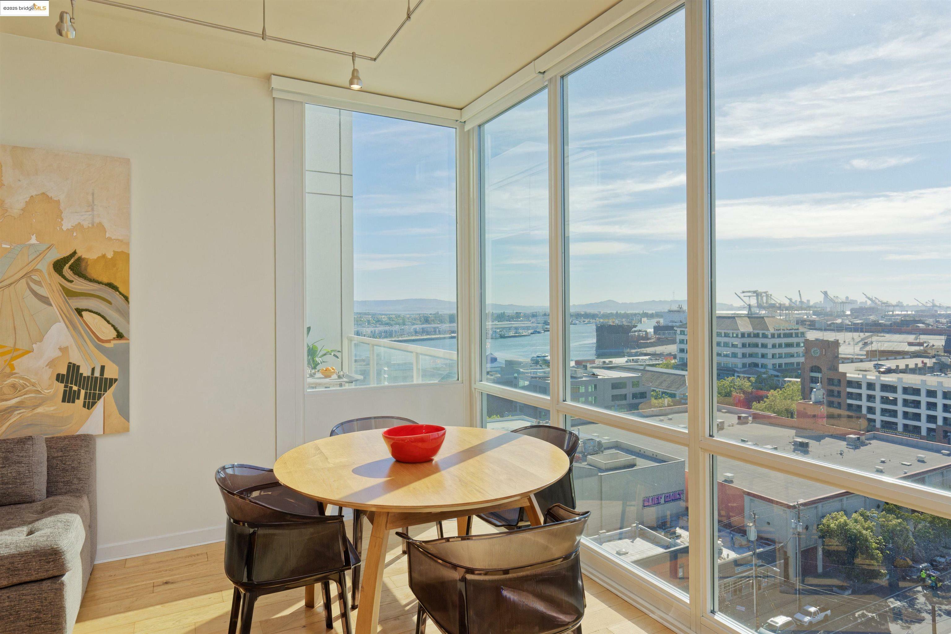 Property Photo: 222 Broadway 1204 CA 94607