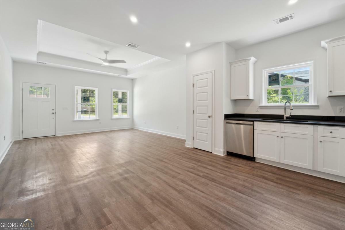Property Photo: 3505 Johnston Street GA 31520
