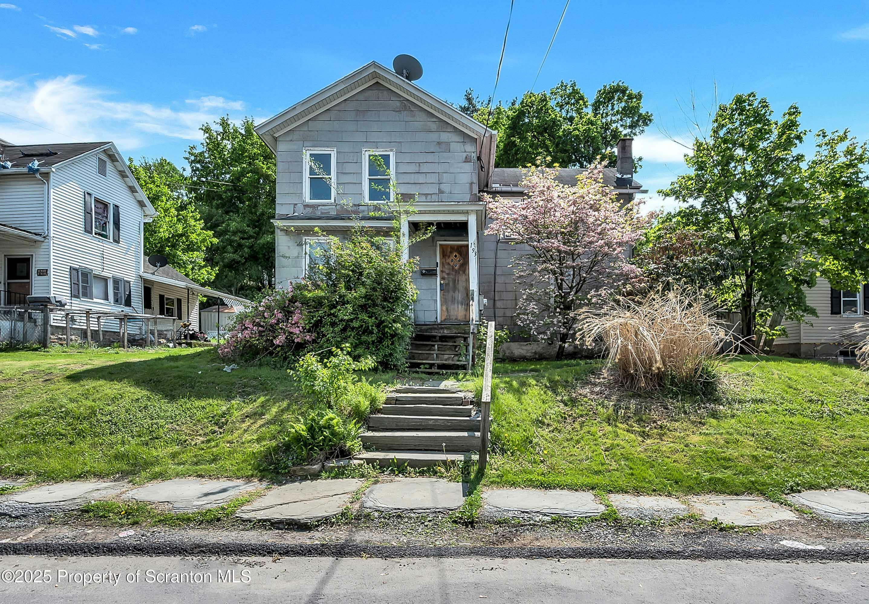 193 W Parker Street  Scranton PA 18508 photo