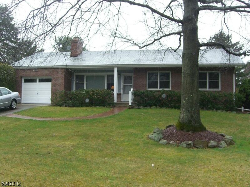 Property Photo: 4 Deer Path NJ 08833