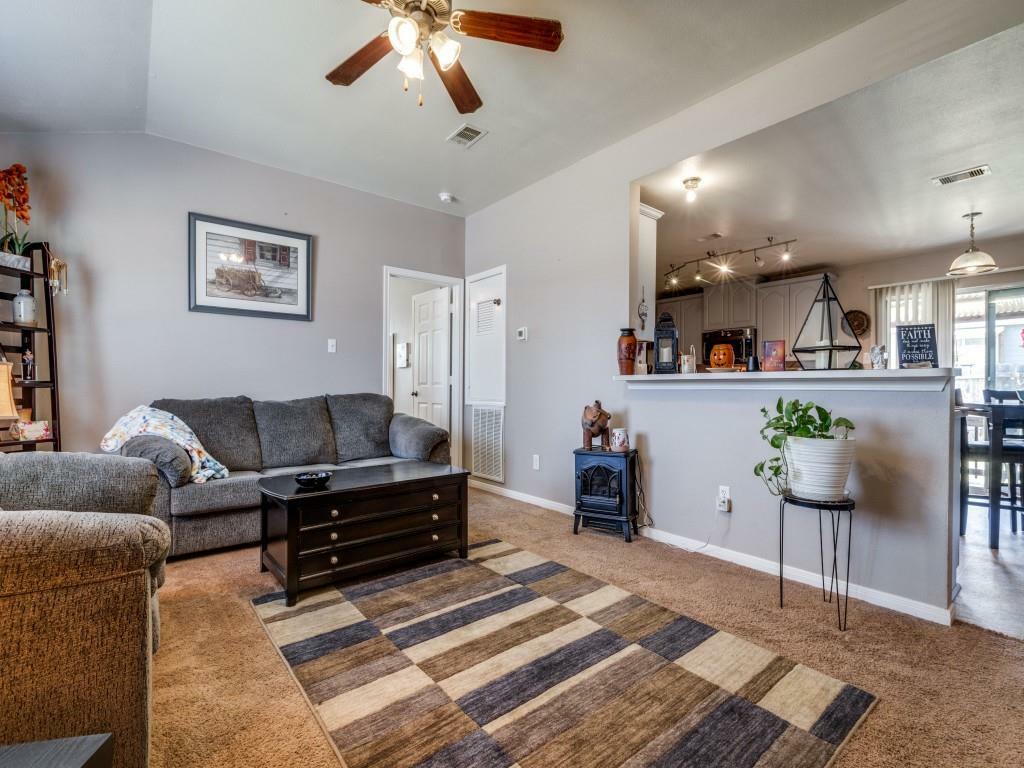 Property Photo: 9651 Oak Hill Drive TX 77318
