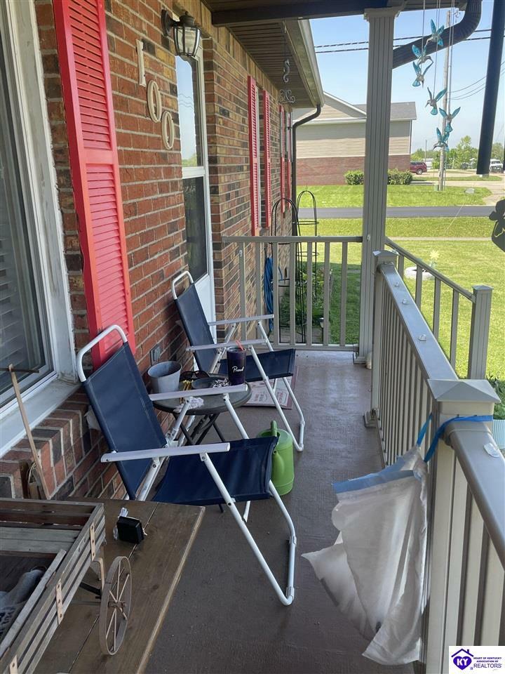Property Photo: 100 Monroe Street KY 40160