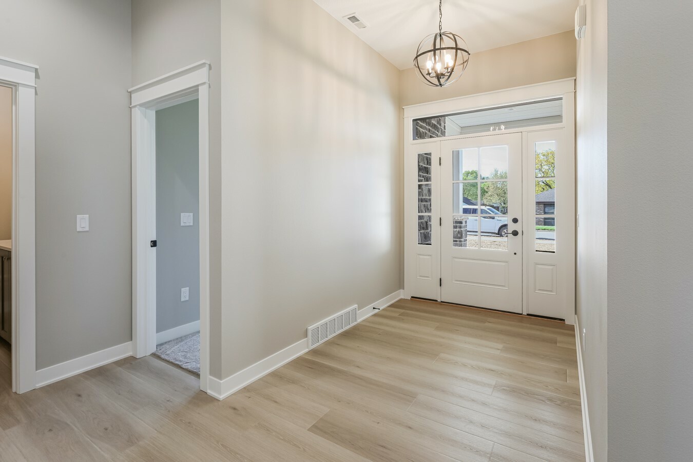 Property Photo:  712 Big Rock Park Road  IA 50219 