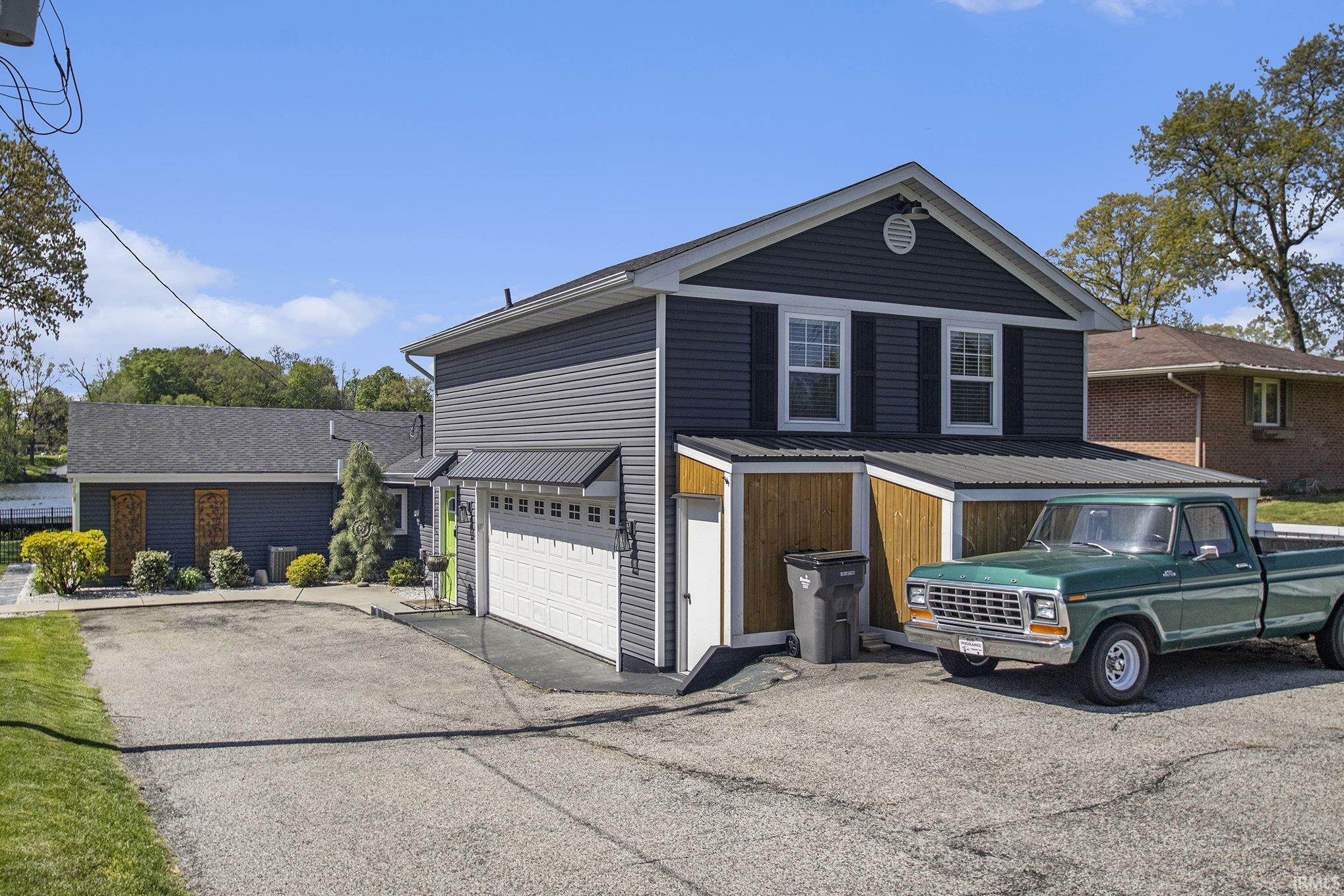 Property Photo: 23124 Greenleaf Boulevard IN 46514
