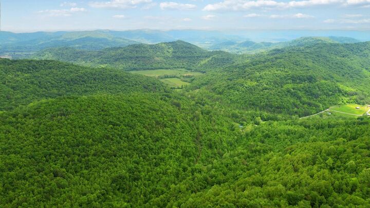 Property Photo:  0000 Little Wolf Creek Road  KY 40769 