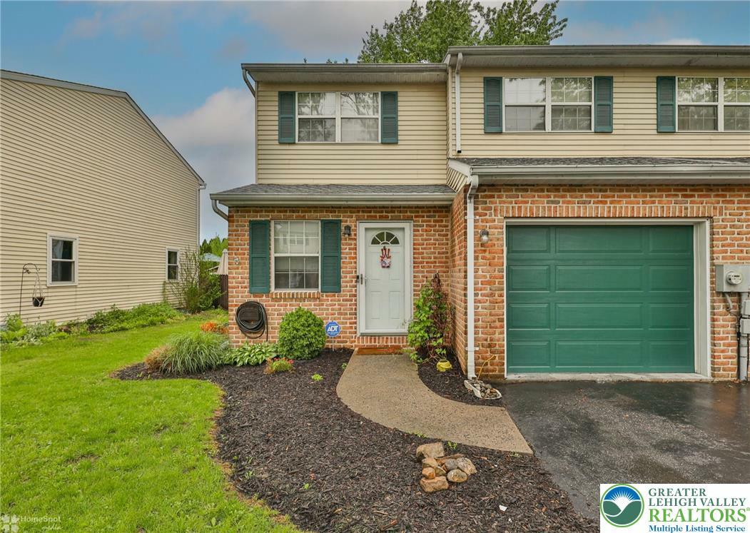 Property Photo: 1655 Ilona Drive PA 18055