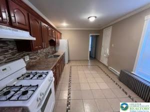 Property Photo: 443 N 7th Street 2 PA 18102