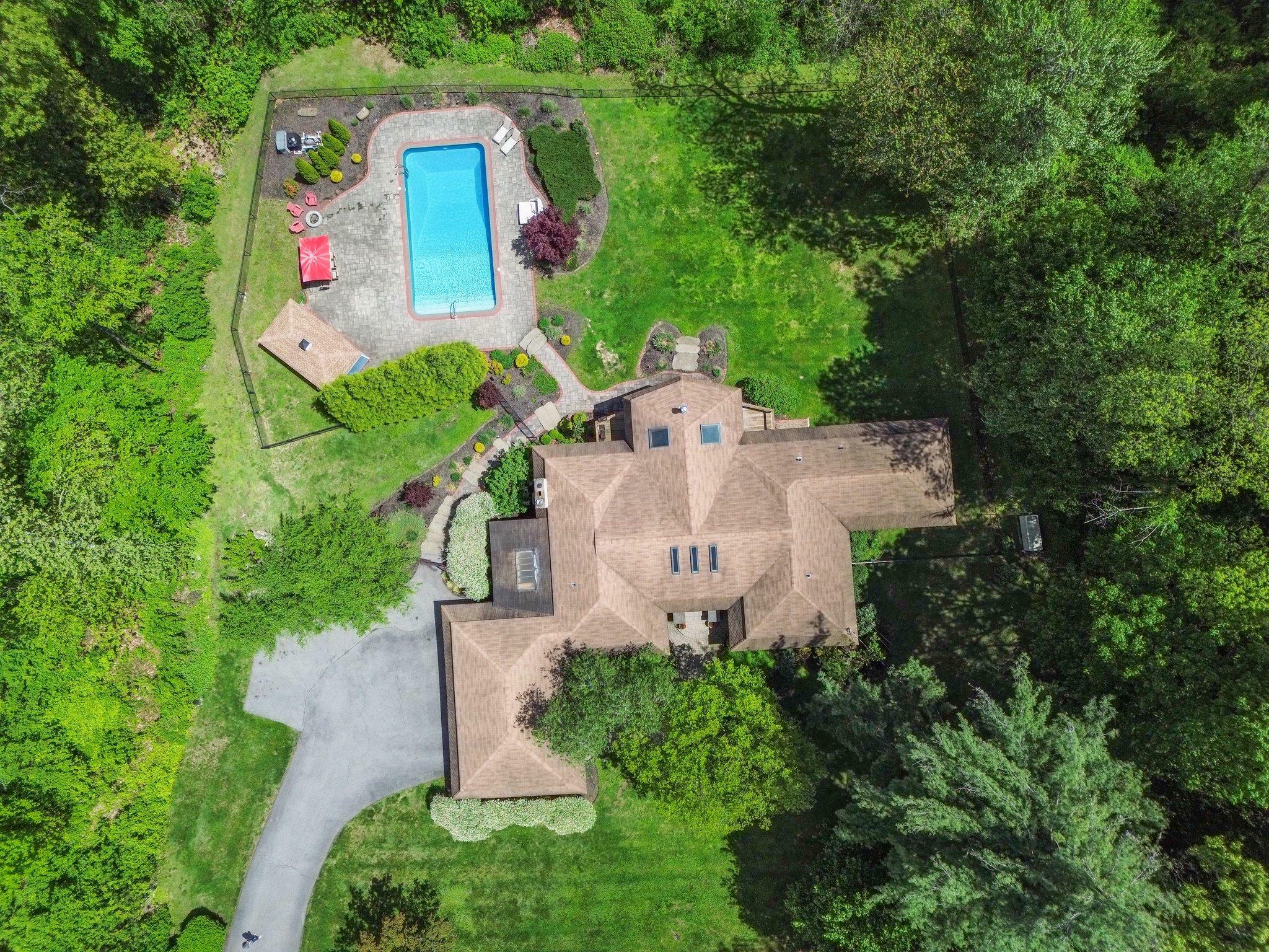 Property Photo: 140 Powelton Circle NY 12550