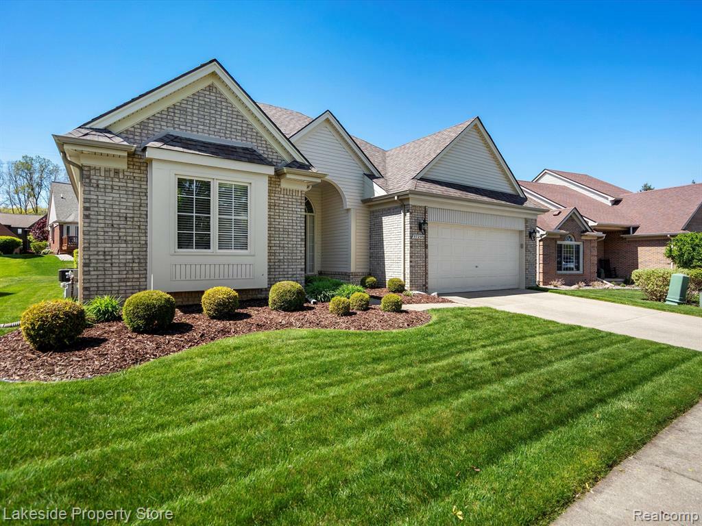 Property Photo: 57295 Warwick Drive MI 48094 3576