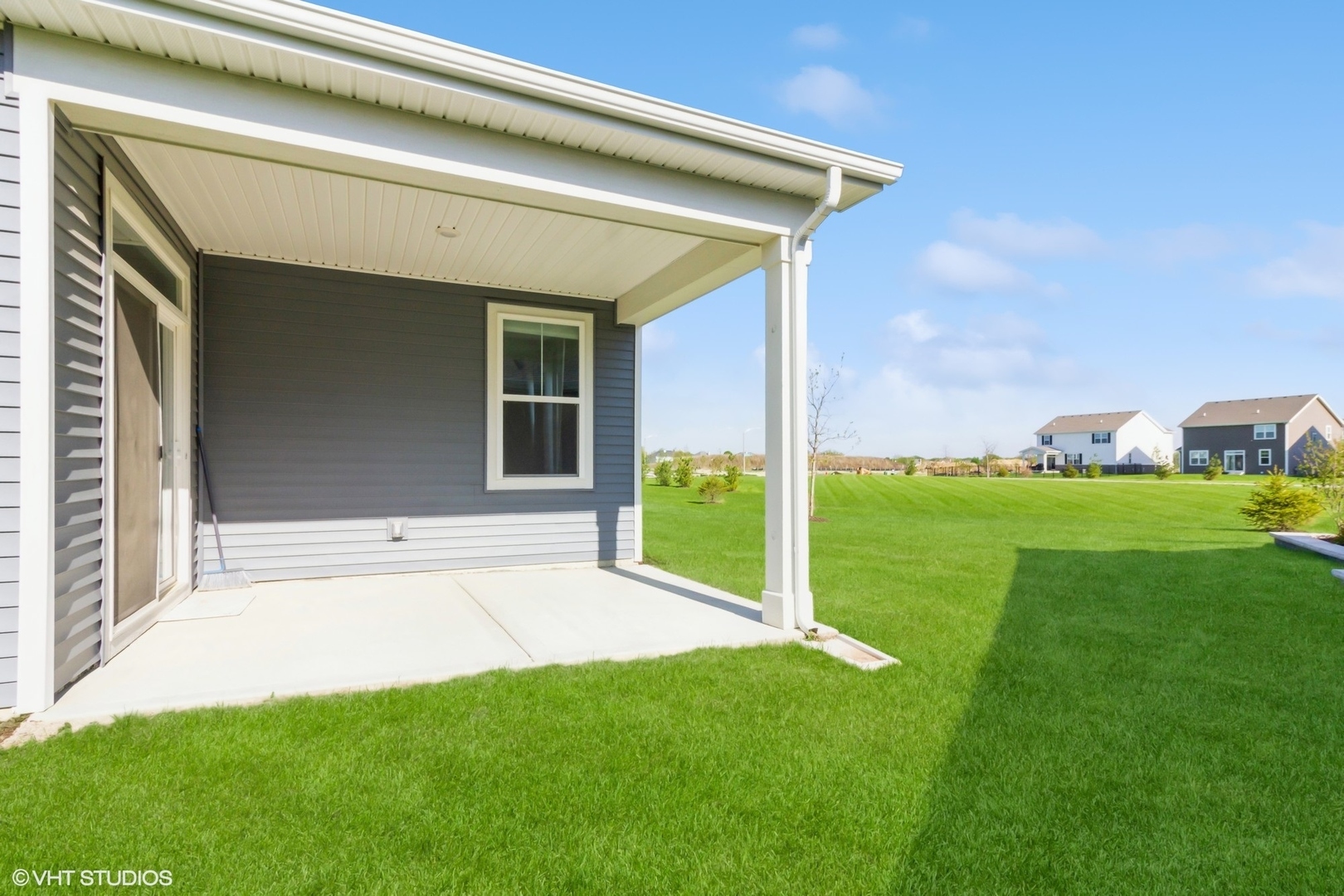 Property Photo: 14724 S Azalia Circle IL 60544