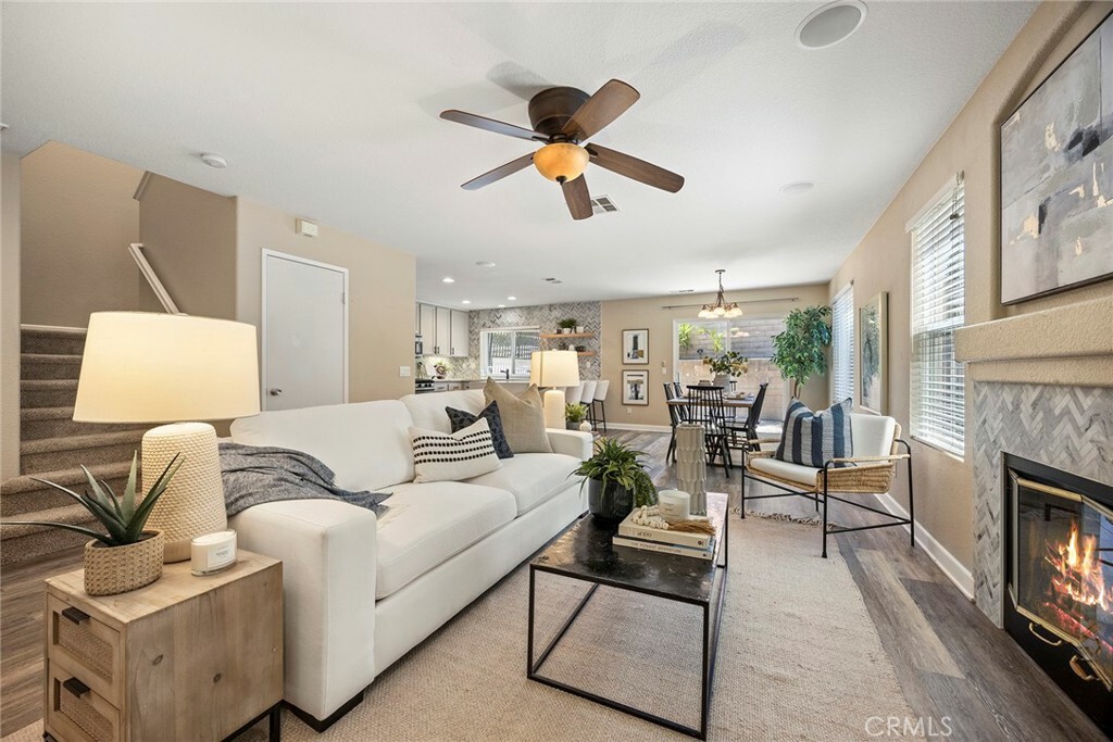 Property Photo:  1534 Rowan Gln  CA 92025 