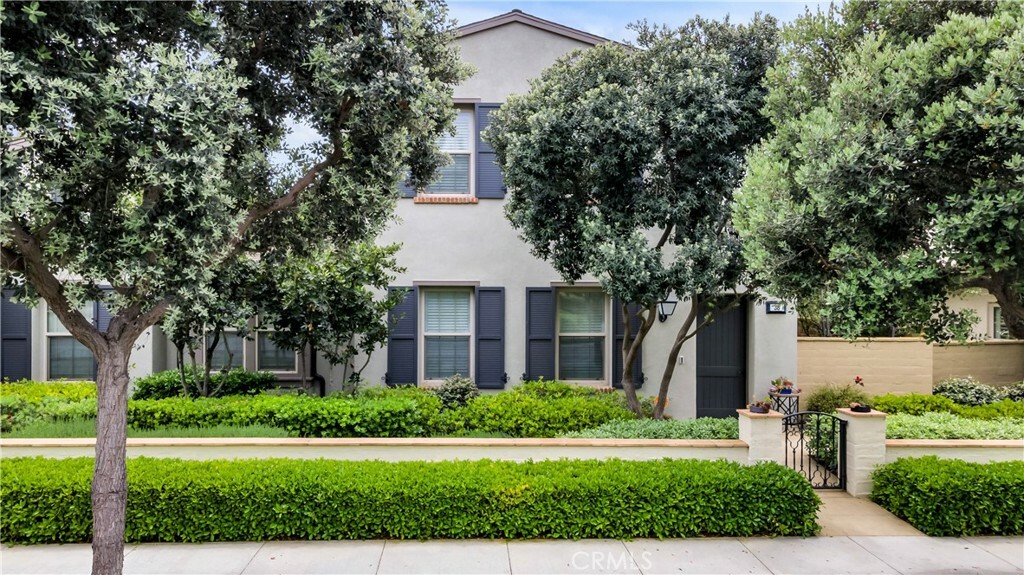 Property Photo: 38 Upperbend CA 92618