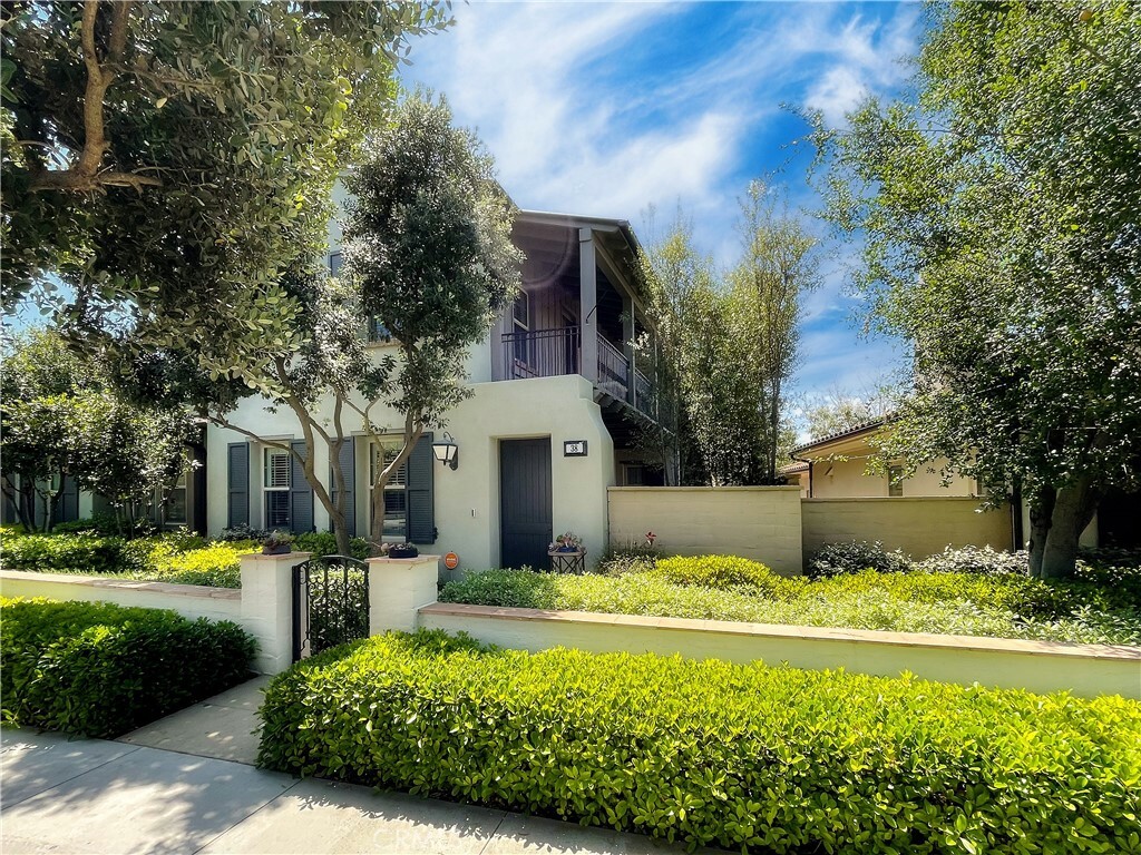 Property Photo: 38 Upperbend CA 92618