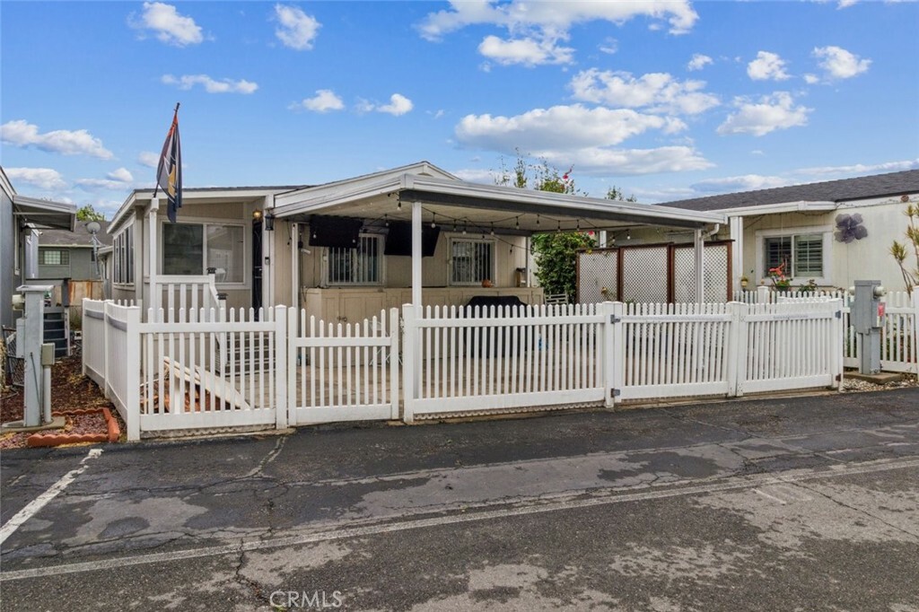 Property Photo: 8221 Ilex Street 10 CA 92335