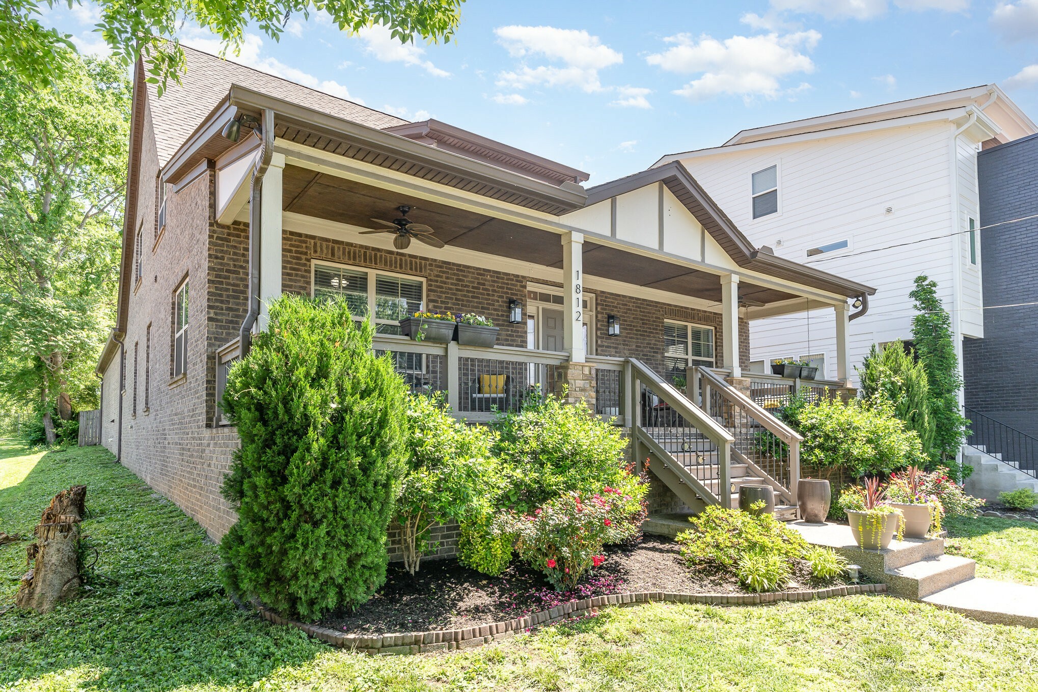 Property Photo: 1812 Delta Ave TN 37208