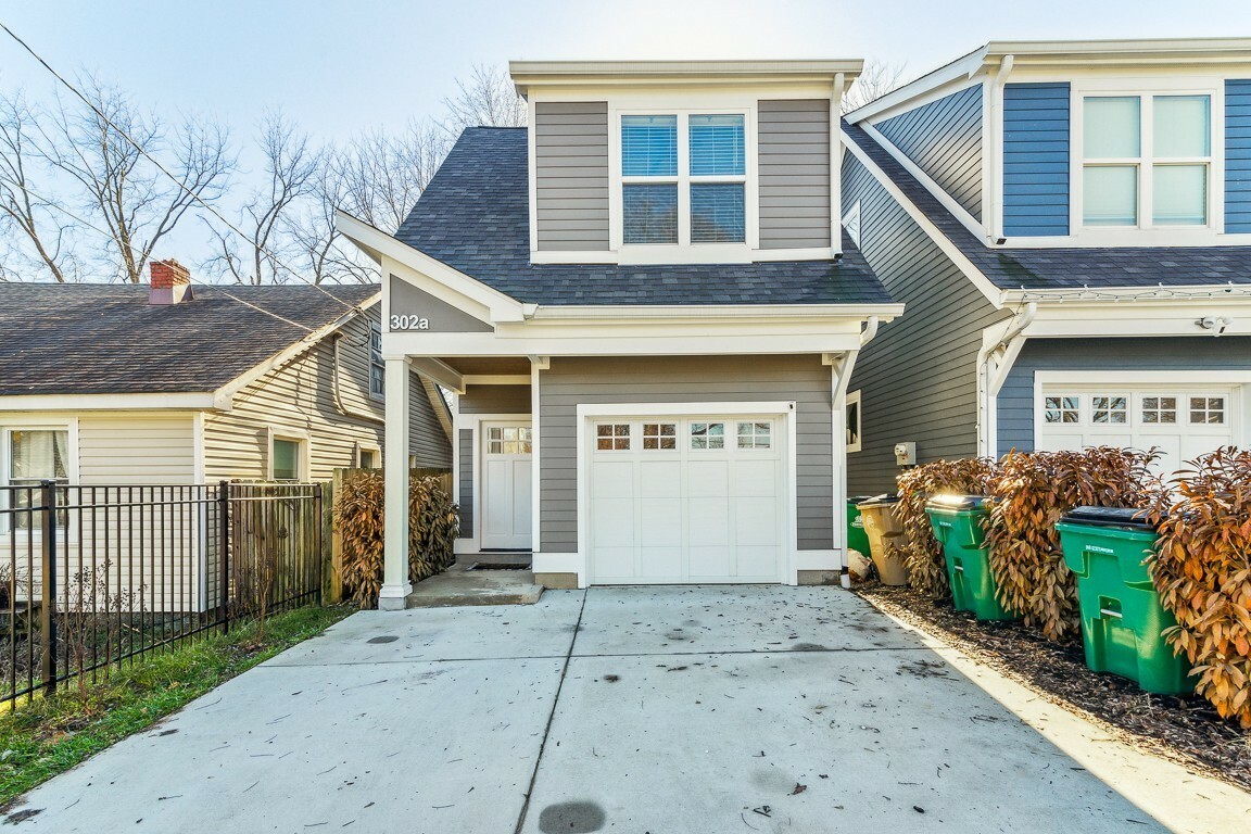 Property Photo: 302A Vivelle Ave TN 37210