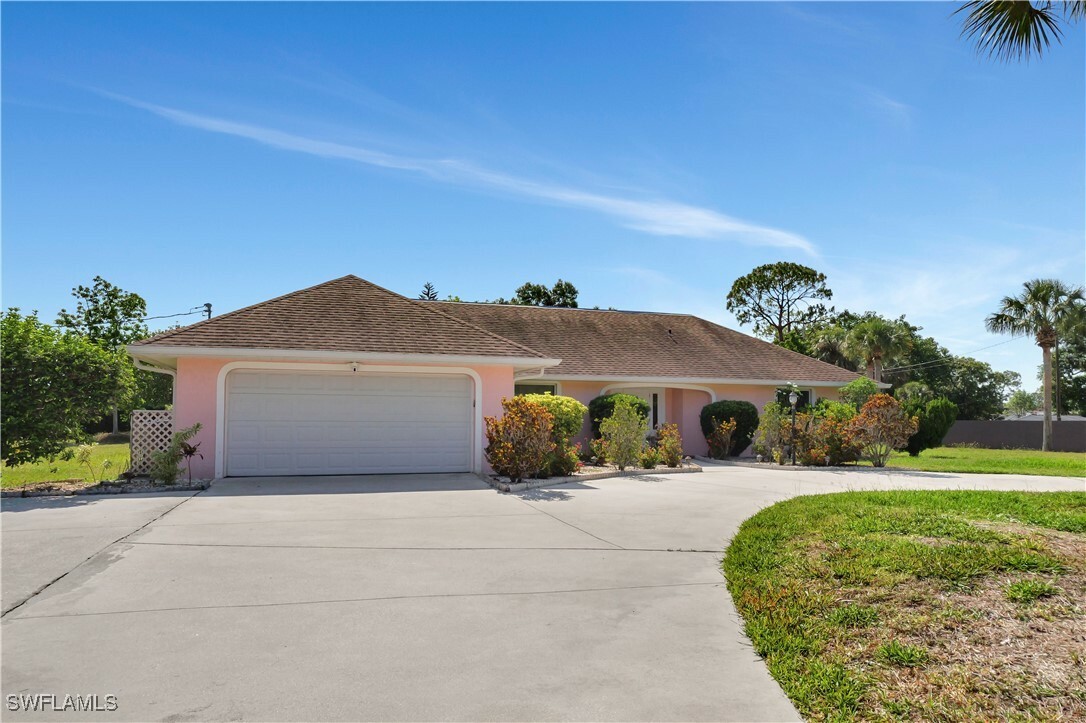 Property Photo: 310 Lake Avenue FL 33936