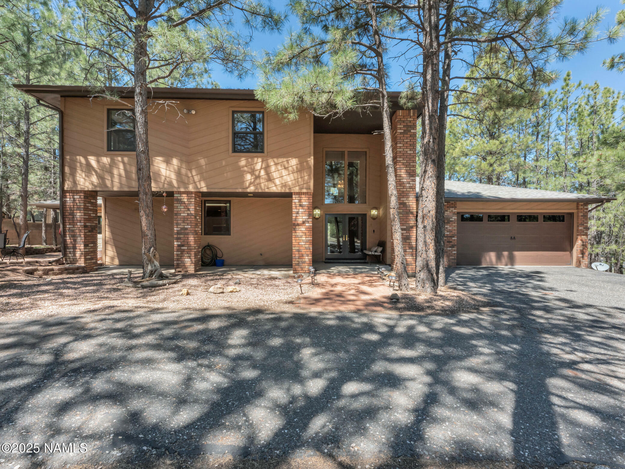 Property Photo: 951 N Skyview Street AZ 86004