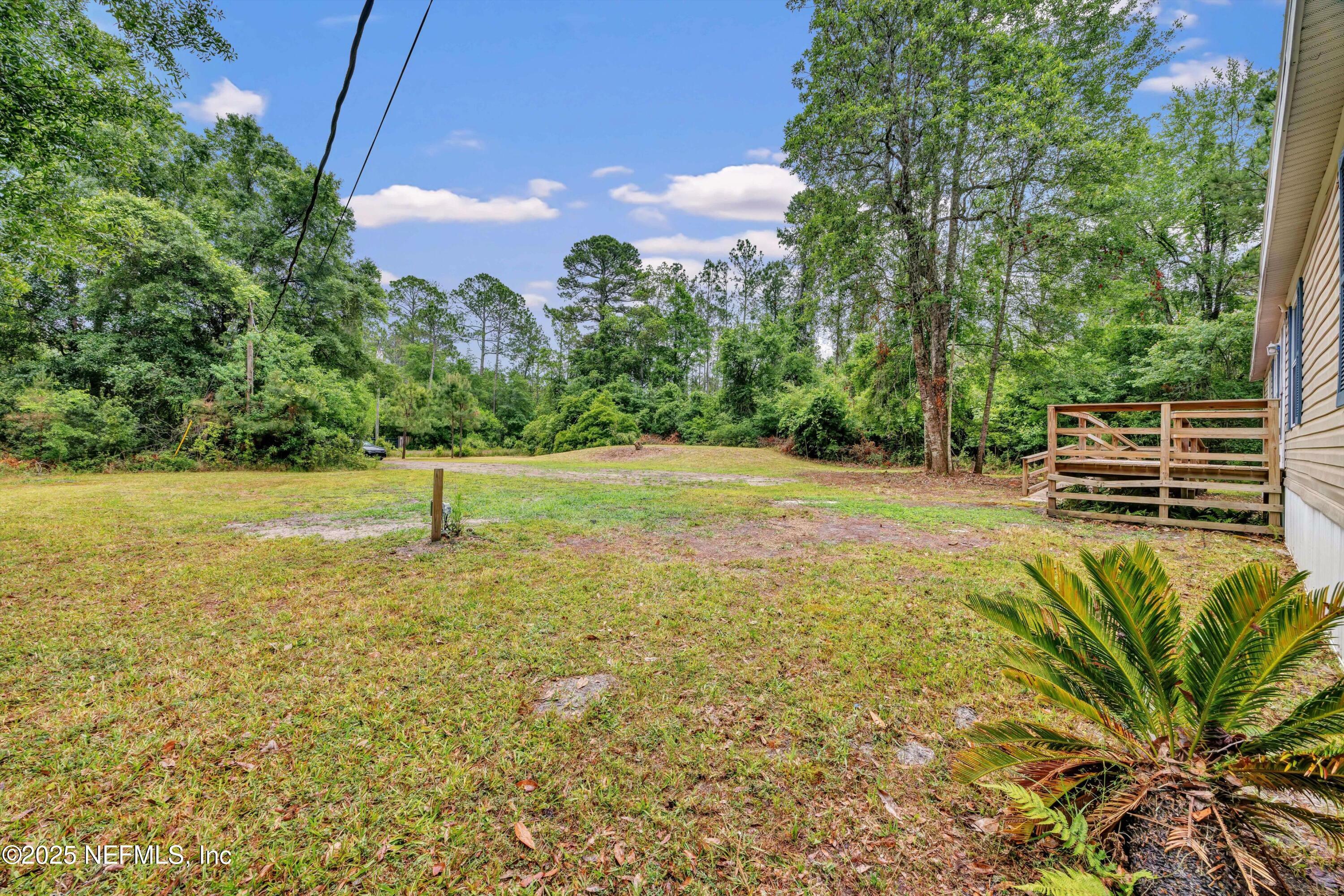 Property Photo: 2404 Silver Moss Circle FL 32068