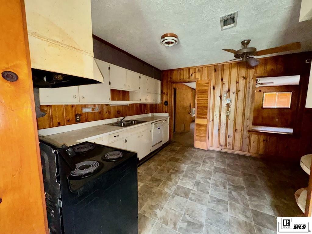 Property Photo: 1437 Tampa Street LA 71282