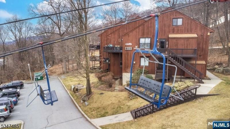 Property Photo:  4 Winter Park Drive 4  NJ 07462 