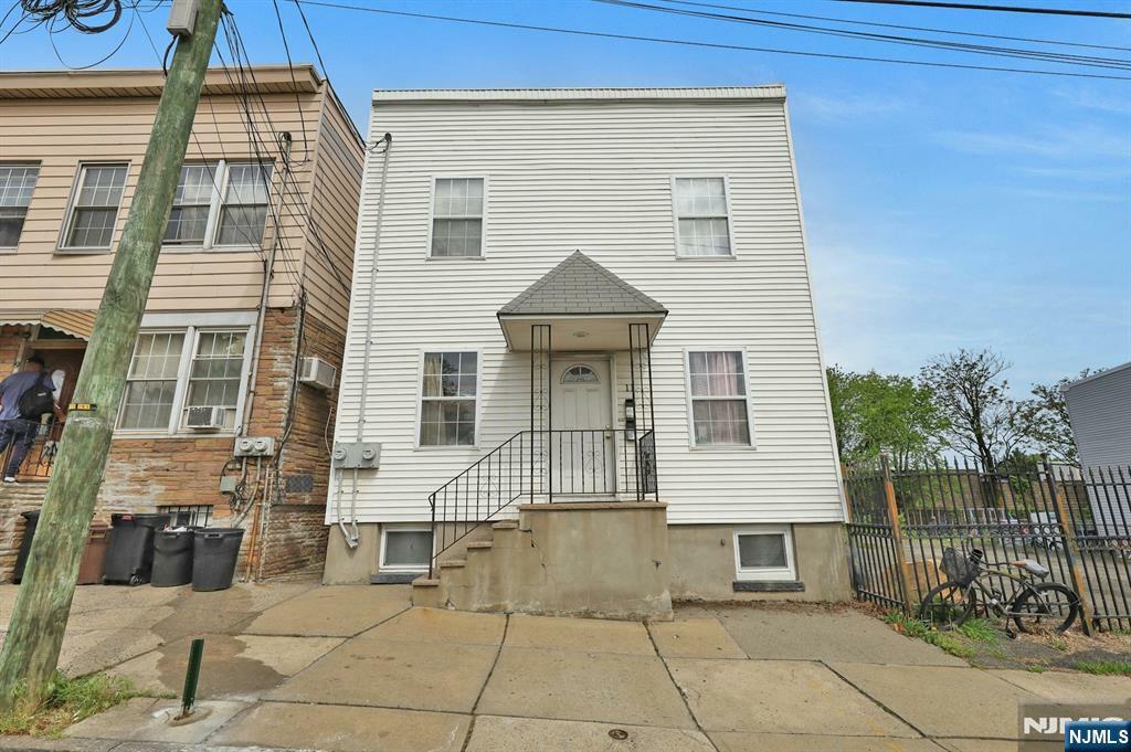 Property Photo:  11 Ann Street  NJ 07032 