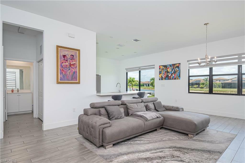 Property Photo: 5461 Soria Ave FL 34142