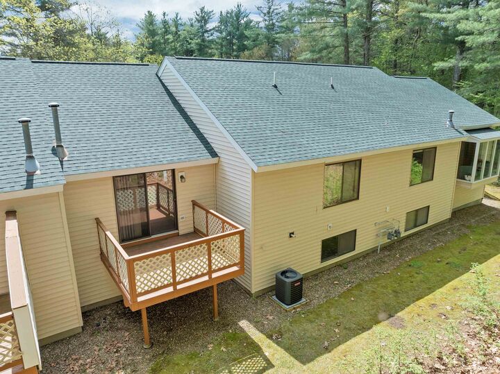 Property Photo: 13 Beechwood Court NH 03811