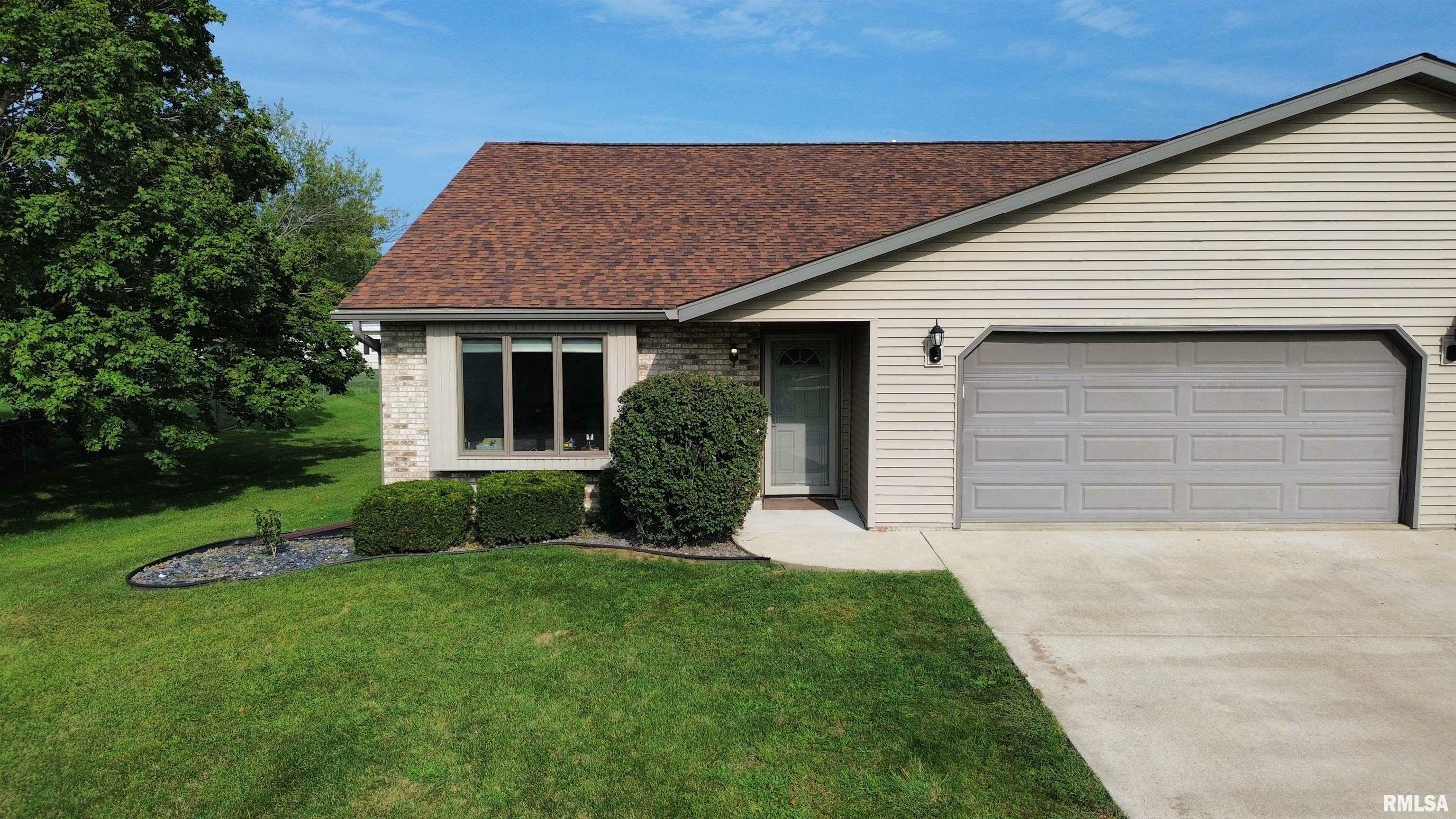 1613 Milnes Drive  Fulton IL 61252 photo