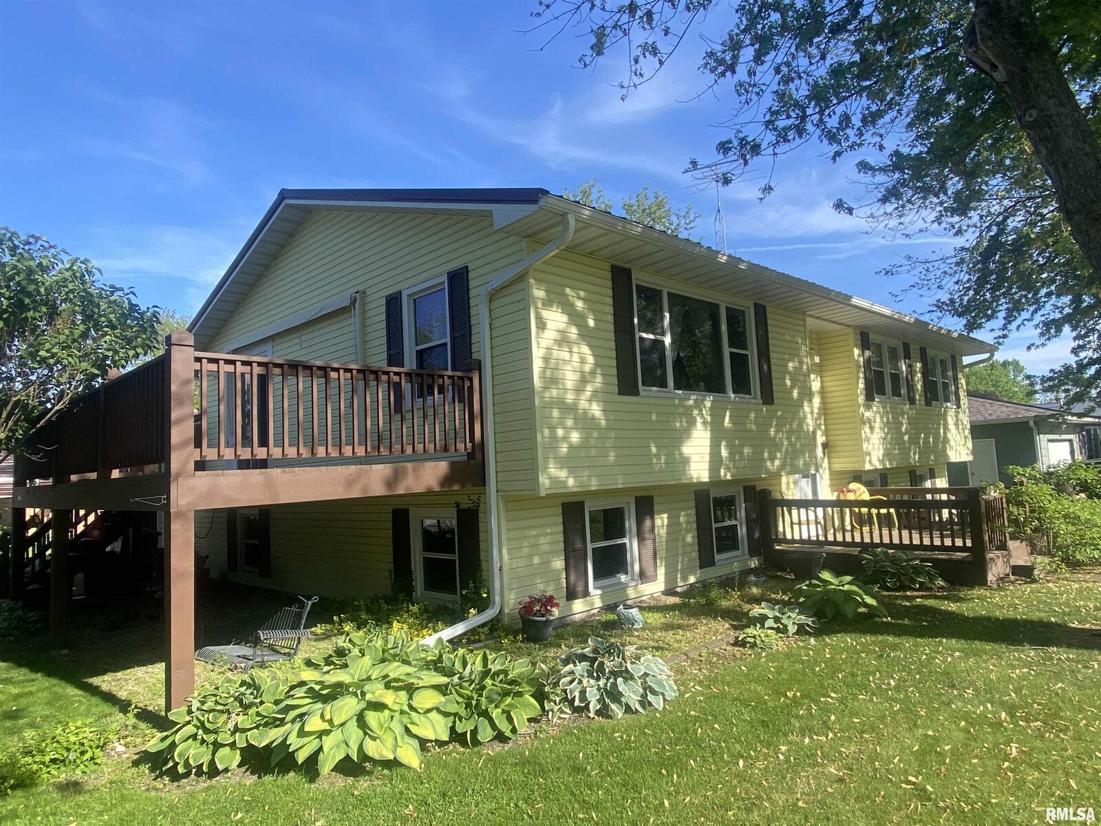 Property Photo:  500 Circle Lane  IL 61427