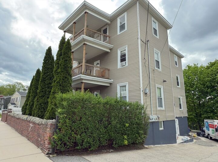 Property Photo:  168-170 High St  MA 01841 