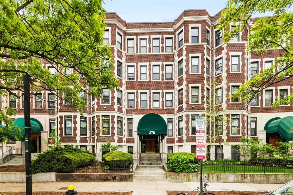 378 Riverway 8  Boston MA 02115 photo
