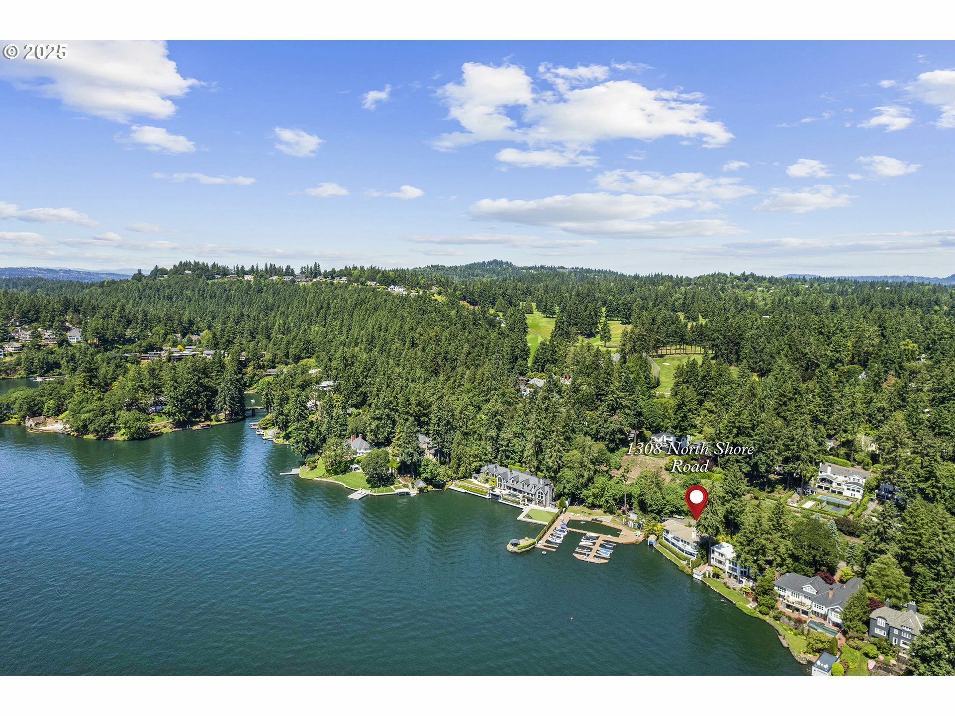 Property Photo: 1308 Northshore Rd OR 97034