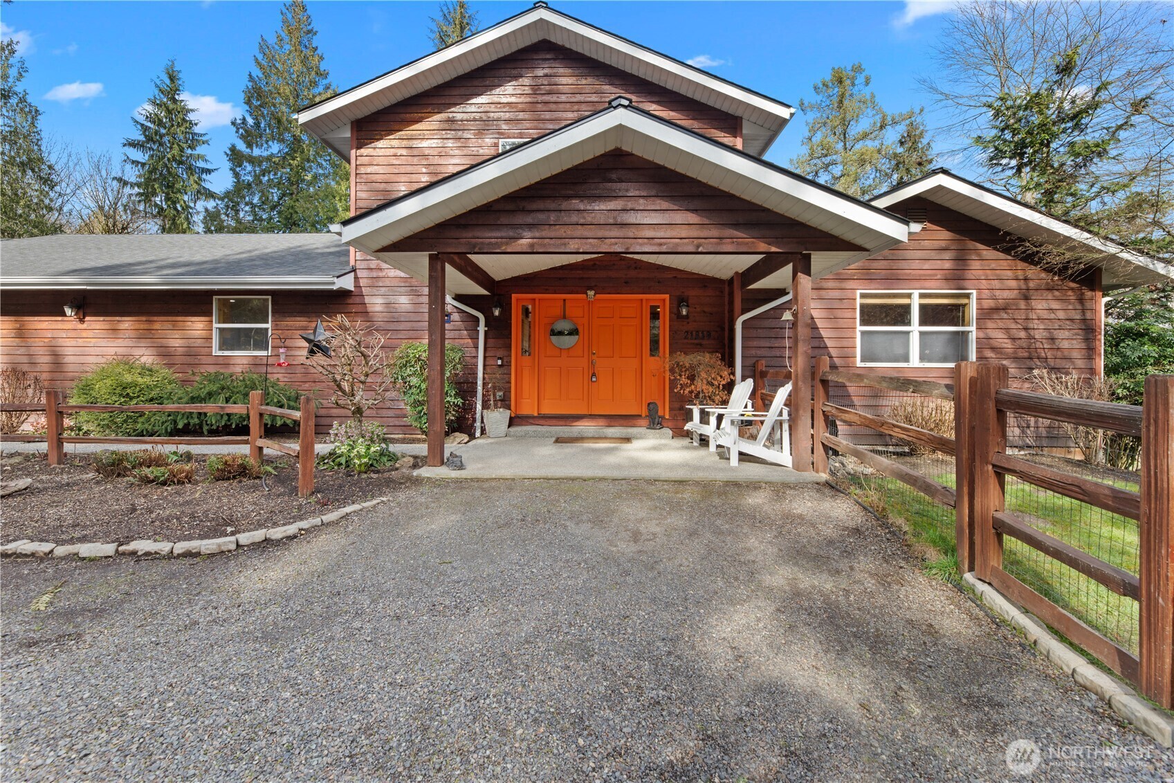 Property Photo:  21819 E Lost Lake Road  WA 98296 