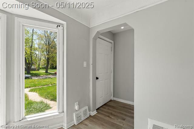 Property Photo: 18600 Margareta Street MI 48219