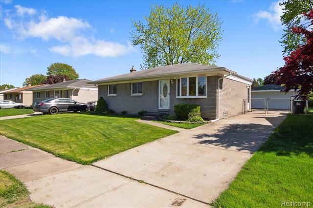 Property Photo: 25659 Baker Street MI 48180
