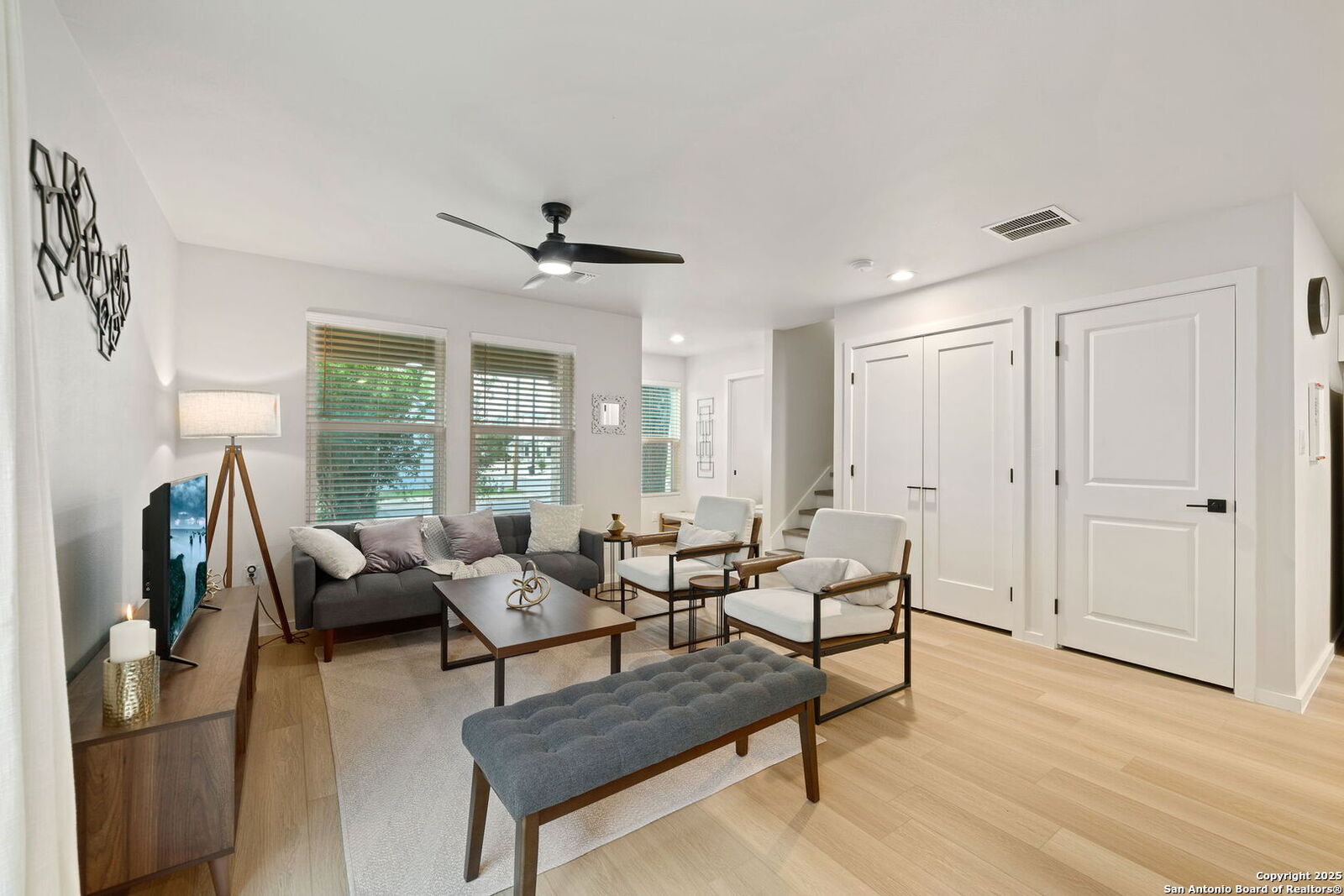 Property Photo:  1108 S Gevers St  TX 78203 