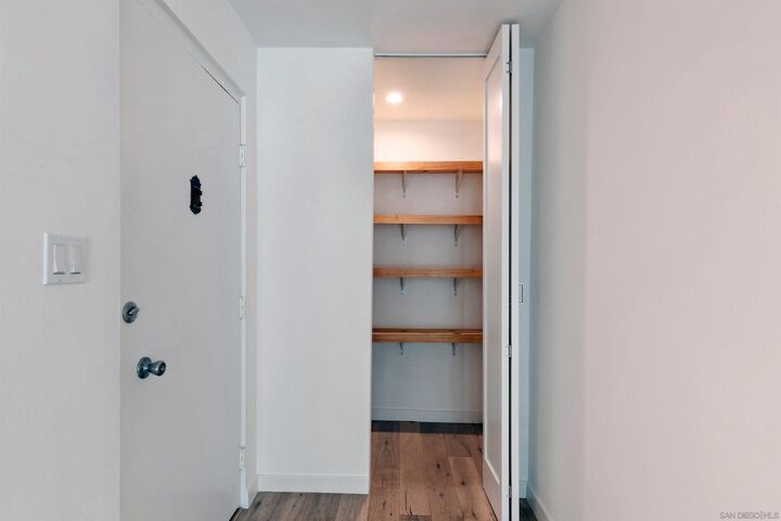 Property Photo: 222 Quince St 2D CA 92103